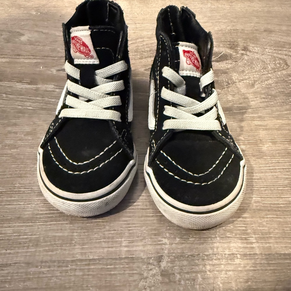 Vans baby Black and White High-Top Sneakers